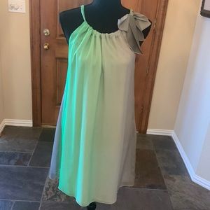 Beautiful Whish Green/Grey Ombré Halter Dress with Bow. Size M. NWT